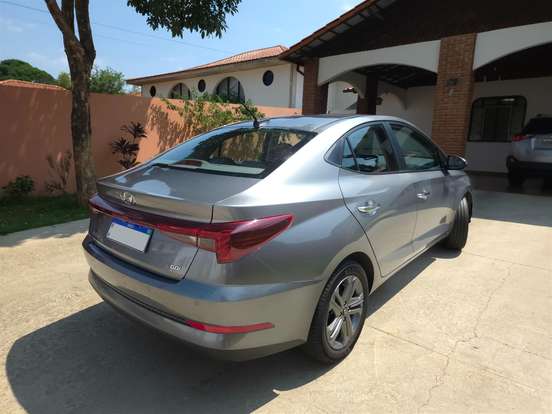 HYUNDAI-HB20S-2025