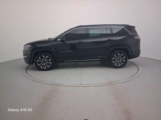 JEEP-COMMANDER-2024