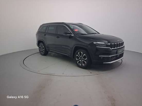 JEEP-COMMANDER-2024