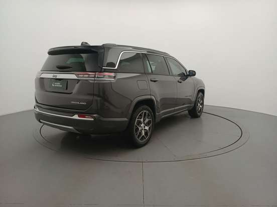 JEEP-COMMANDER-2024