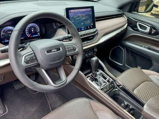JEEP-COMMANDER-2.0 HURRICANE 4 TURBO GASOLINA OVERLAND AT9 JEEP-COMMANDER-2024