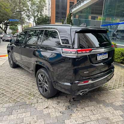 JEEP-COMMANDER-2024