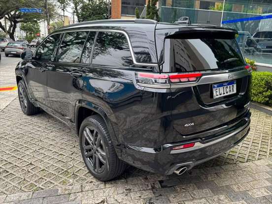 JEEP-COMMANDER-2.0 HURRICANE 4 TURBO GASOLINA OVERLAND AT9 JEEP-COMMANDER-2024