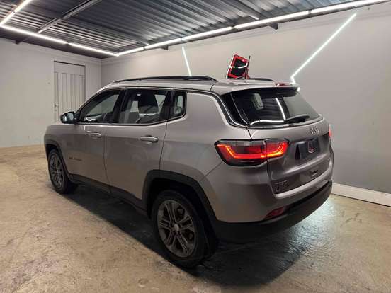 JEEP-COMPASS-2023