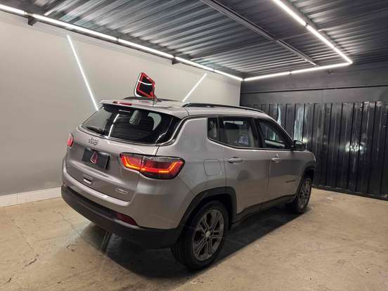 JEEP-COMPASS-2023