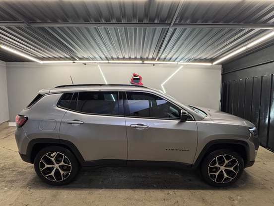 JEEP-COMPASS-2024