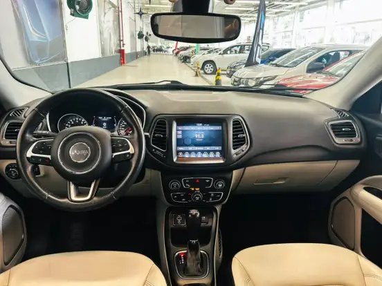 JEEP-COMPASS-2017