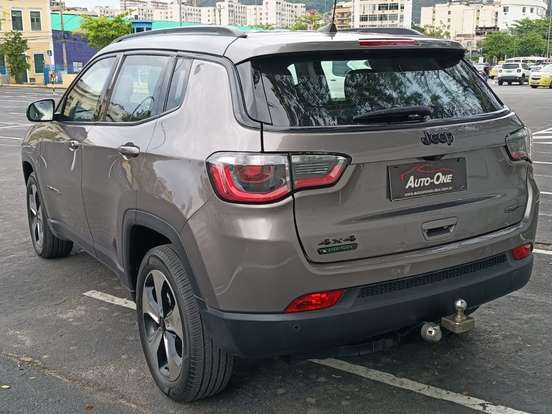 JEEP-COMPASS-2017
