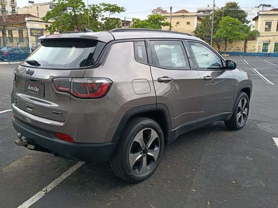 JEEP-COMPASS-2.0 16V DIESEL LONGITUDE 4X4 AUTOMÁTICO JEEP-COMPASS-2017