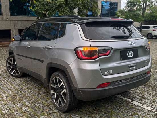 JEEP-COMPASS-2.0 16V FLEX LIMITED AUTOMÁTICO JEEP-COMPASS-2020