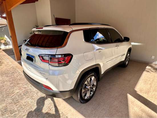 JEEP-COMPASS-2022