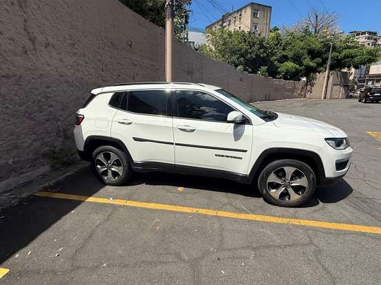 JEEP-COMPASS-2.0 16V DIESEL LONGITUDE 4X4 AUTOMÁTICO JEEP-COMPASS-2017