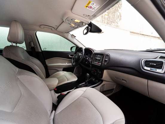 JEEP-COMPASS-2.0 16V FLEX LONGITUDE AUTOMÁTICO JEEP-COMPASS-2018