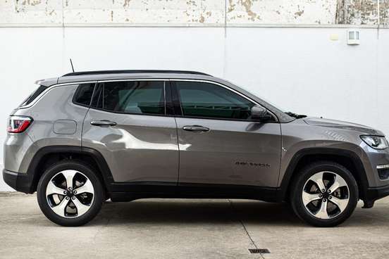 JEEP-COMPASS-2018