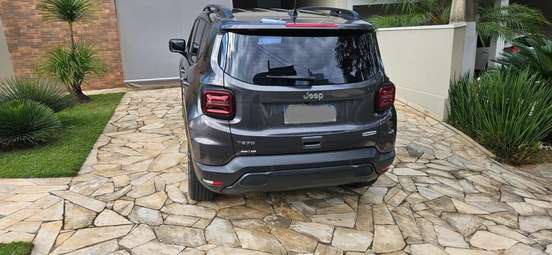JEEP-RENEGADE-2023