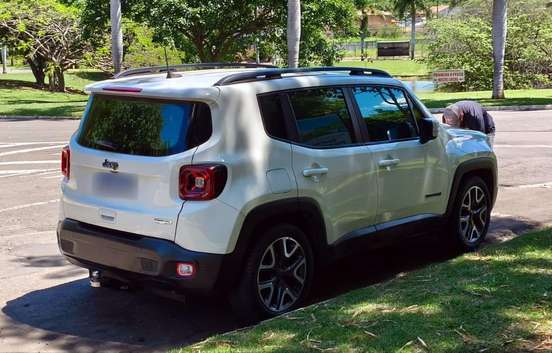 JEEP-RENEGADE-2021