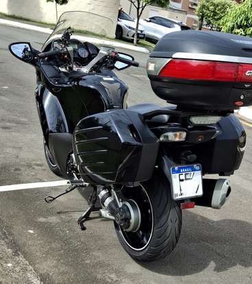 KAWASAKI-CONCOURS 14-2011