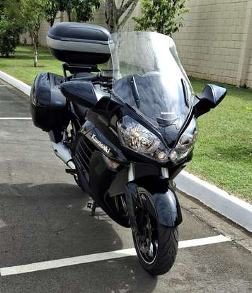 KAWASAKI-CONCOURS 14-2011