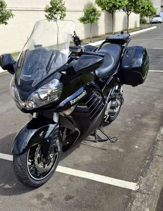 KAWASAKI-CONCOURS 14-2011