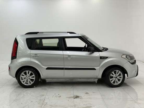 KIA-SOUL-1.6 EX U.163 16V FLEX 4P MANUAL KIA-SOUL-2012