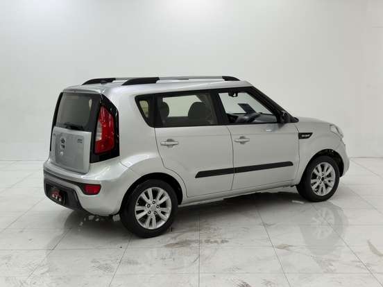 KIA-SOUL-2012