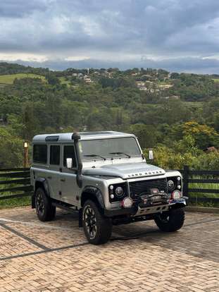 LAND ROVER-DEFENDER-2009