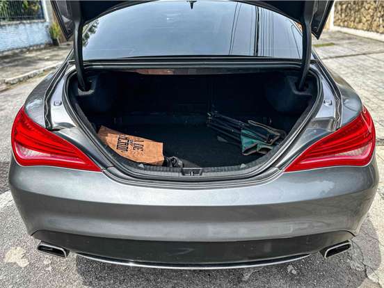 MERCEDES-BENZ-CLA 200-1.6 URBAN 16V FLEX 4P AUTOMÁTICO MERCEDES-BENZ-CLA 200-2016