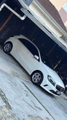 MERCEDES-BENZ A 200 1.6 CGI FLEX 7G-DCT