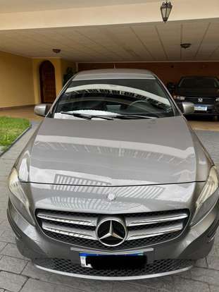 MERCEDES-BENZ-A 200-1.6 TURBO STYLE 16V GASOLINA 4P AUTOMÁTICO MERCEDES-BENZ-A 200-2014