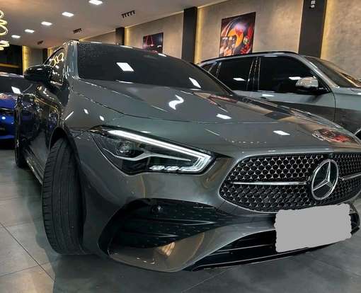 MERCEDES-BENZ-CLA 200-2024