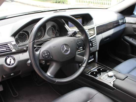 MERCEDES-BENZ-E 350-3.5 AVANTGARDE EXECUTIVE V6 GASOLINA 4P AUTOMÁTICO MERCEDES-BENZ-E 350-2009