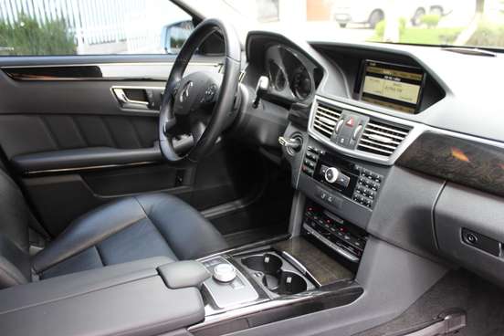MERCEDES-BENZ-E 350-2009