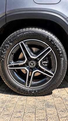 MERCEDES-BENZ-GLB 220-2025