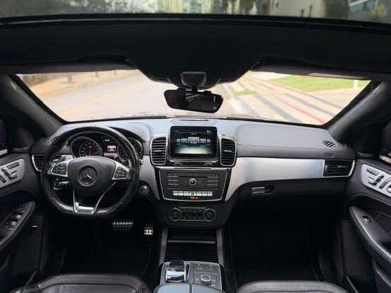 MERCEDES-BENZ-GLE 63 AMG-5.5 V8 TURBO GASOLINA COUPÉ 4MATIC 7G-TRONIC MERCEDES-BENZ-GLE 63 AMG-2017