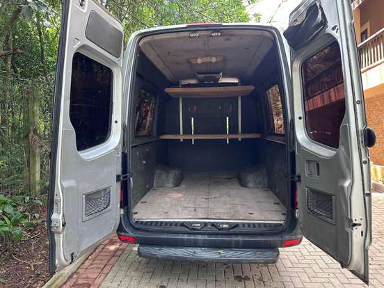 MERCEDES-BENZ-SPRINTER-2.2 515 CDI FURGÃO 15 BI-TURBO DIESEL MANUAL MERCEDES-BENZ-SPRINTER-2012