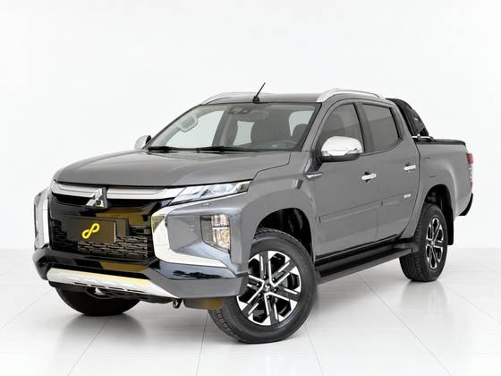 MITSUBISHI TRITON 2.4 BITURBO DIESEL CD HPE-S 4X4 AUTOMÁTICO