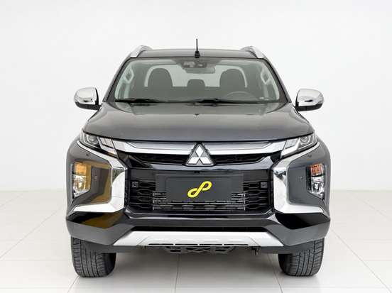 MITSUBISHI-TRITON-2.4 BITURBO DIESEL CD HPE-S 4X4 AUTOMÁTICO MITSUBISHI-TRITON-2024