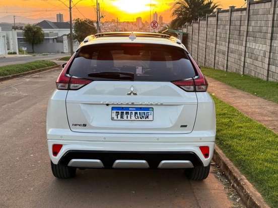MITSUBISHI-ECLIPSE CROSS-1.5 MIVEC TURBO GASOLINA HPE-S CVT MITSUBISHI-ECLIPSE CROSS-2025