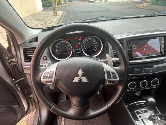 MITSUBISHI-LANCER-2.0 HLE 16V GASOLINA 4P AUTOMÁTICO MITSUBISHI-LANCER-2016