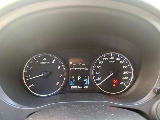 MITSUBISHI-OUTLANDER-2014