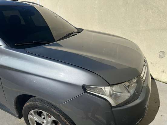 MITSUBISHI-OUTLANDER-2.0 16V GASOLINA 4P AUTOMÁTICO MITSUBISHI-OUTLANDER-2014