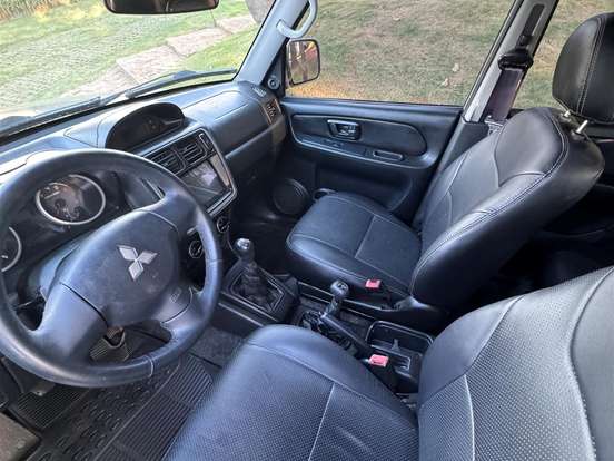 MITSUBISHI-PAJERO TR4-2.0 4X4 16V FLEX 4P MANUAL MITSUBISHI-PAJERO TR4-2011