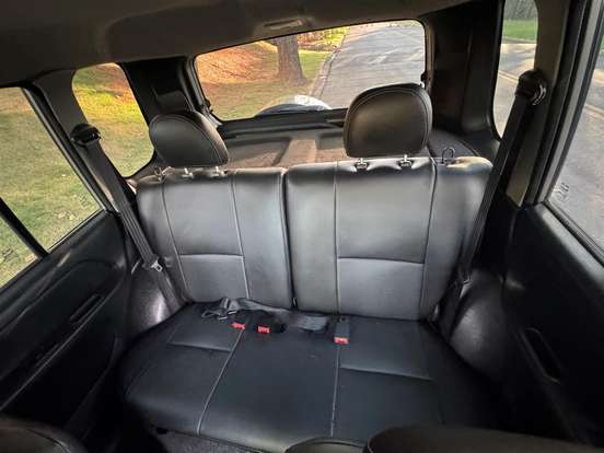 MITSUBISHI-PAJERO TR4-2011