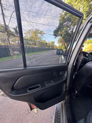 MITSUBISHI-PAJERO TR4-2011