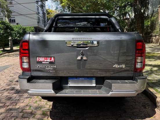 MITSUBISHI-TRITON-2.4 BITURBO DIESEL CD HPE-S 4X4 AUTOMÁTICO MITSUBISHI-TRITON-2025