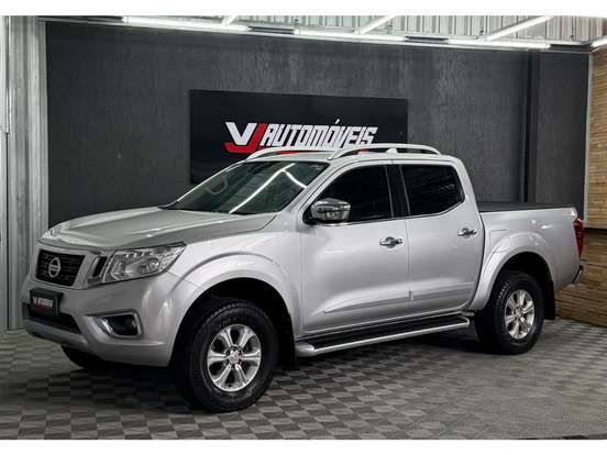 NISSAN-FRONTIER-2.3 16V TURBO DIESEL LE CD 4X4 AUTOMÁTICO NISSAN-FRONTIER-2017