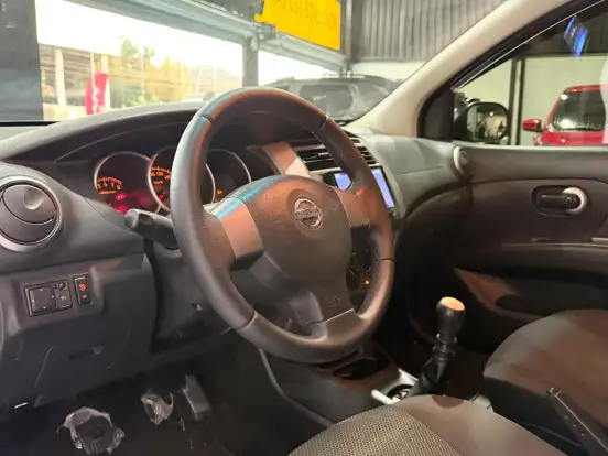 NISSAN-GRAND LIVINA-2012