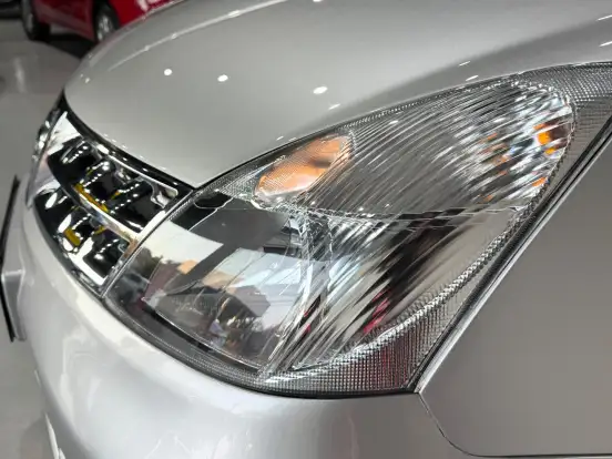 NISSAN-GRAND LIVINA-1.8 SL 16V FLEX 4P MANUAL NISSAN-GRAND LIVINA-2012