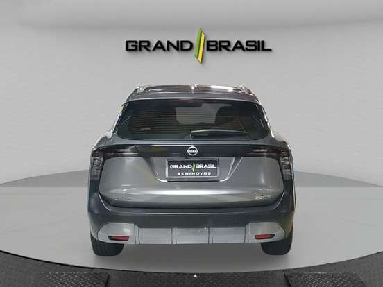 NISSAN-KICKS-2025