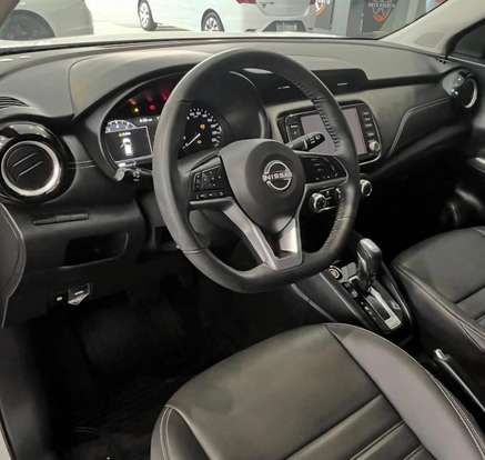 NISSAN-KICKS-2023